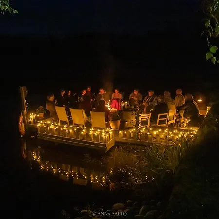 Otel Ystaevyyden Majatalo *