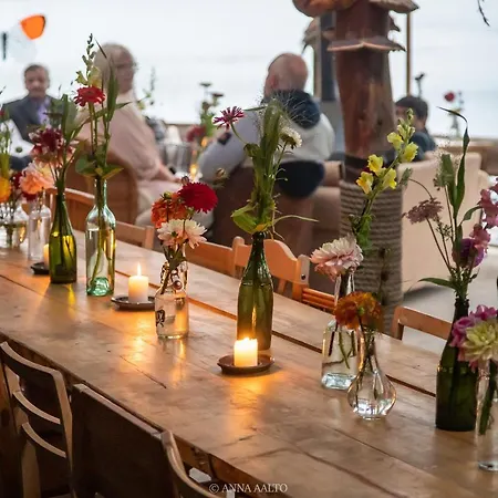 Ystaevyyden Majatalo * Kruusila